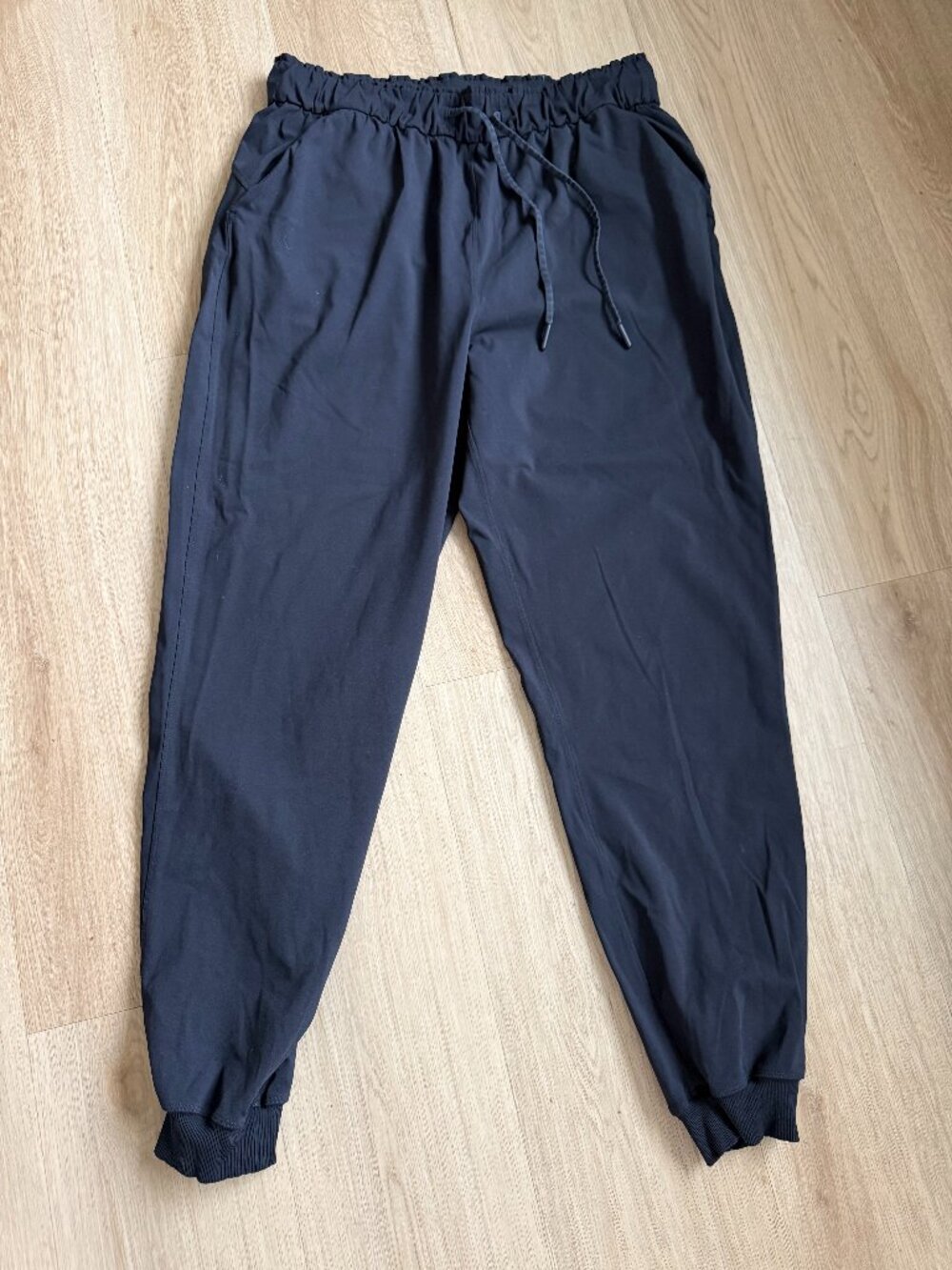 EUC Lululemon size 10 Stretch Hi-Rise Jogger Full Length